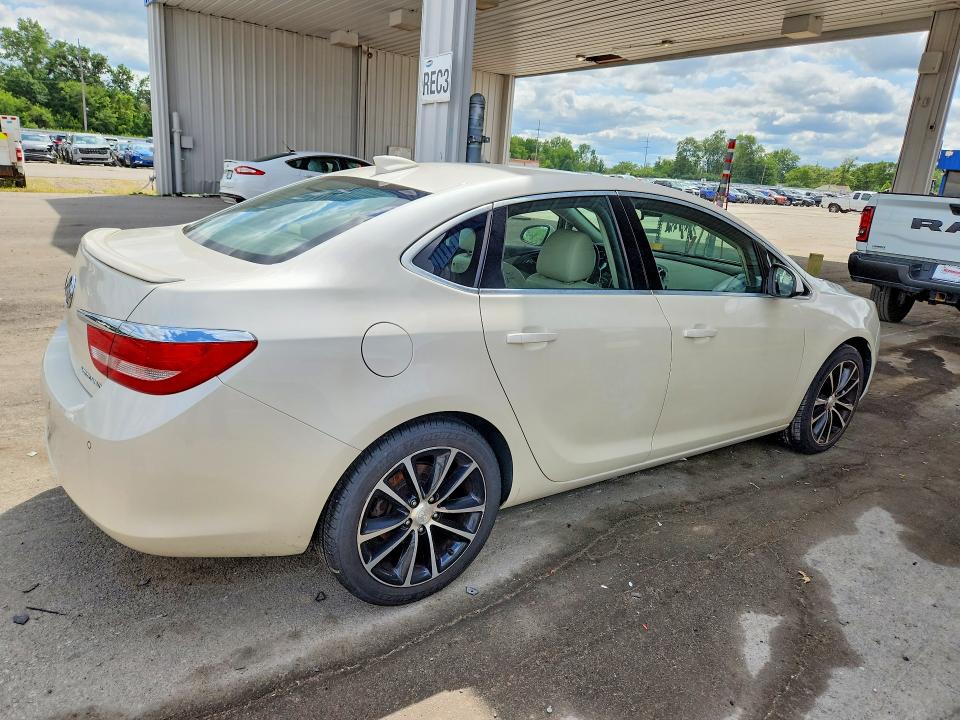 Продаж на аукціоні авто 2016 Buick Verano, vin: 1G4PW5SK3G4132807, номер лоту: 62437056