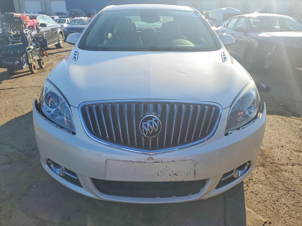 62333146 :رقم المزاد ، 1G4PS5SK7D4130095 vin ، 2013 Buick Verano مزاد بيع