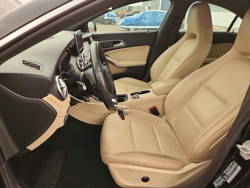 2015 Mercedes-benz Cla მანქანა იყიდება აუქციონზე, vin: WDDSJ4GB1FN179395, აუქციონის ნომერი: 61380026