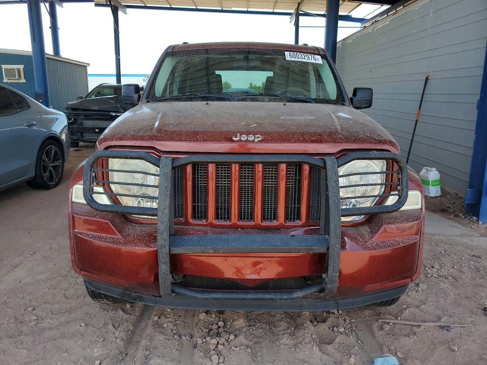 60032976 :رقم المزاد ، 1J8GN28K28W284217 vin ، 2008 Jeep Liberty مزاد بيع