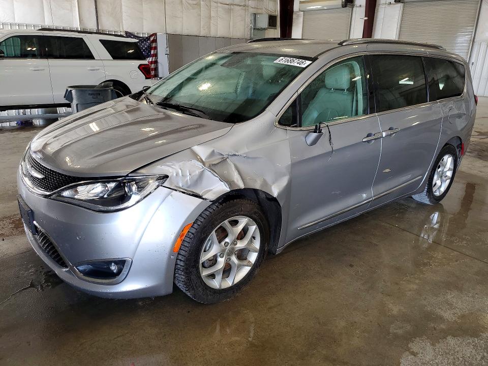 61686746 :رقم المزاد ، 2C4RC1EG3LR269484 vin ، 2020 Chrysler Pacifica مزاد بيع
