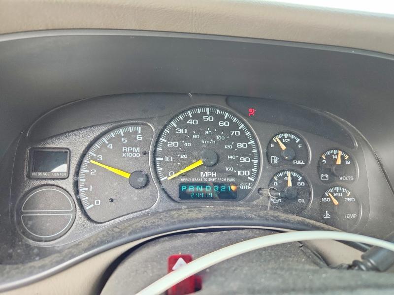 60614056 :رقم المزاد ، 2GTEC19T111174956 vin ، 2001 Gmc New Sierra مزاد بيع