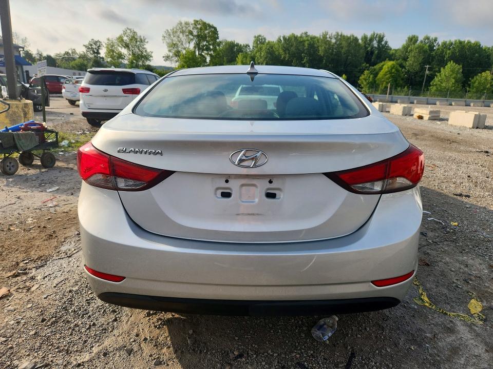 Продажа на аукционе авто 2015 Hyundai Elantra, vin: 5NPDH4AE2FH631548, номер лота: 59960096