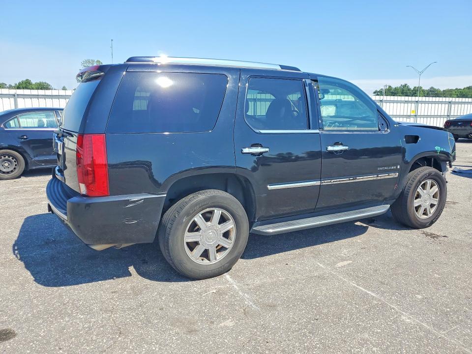 61353366 :رقم المزاد ، 1GYFK63807R332092 vin ، 2007 Cadillac Escalade مزاد بيع
