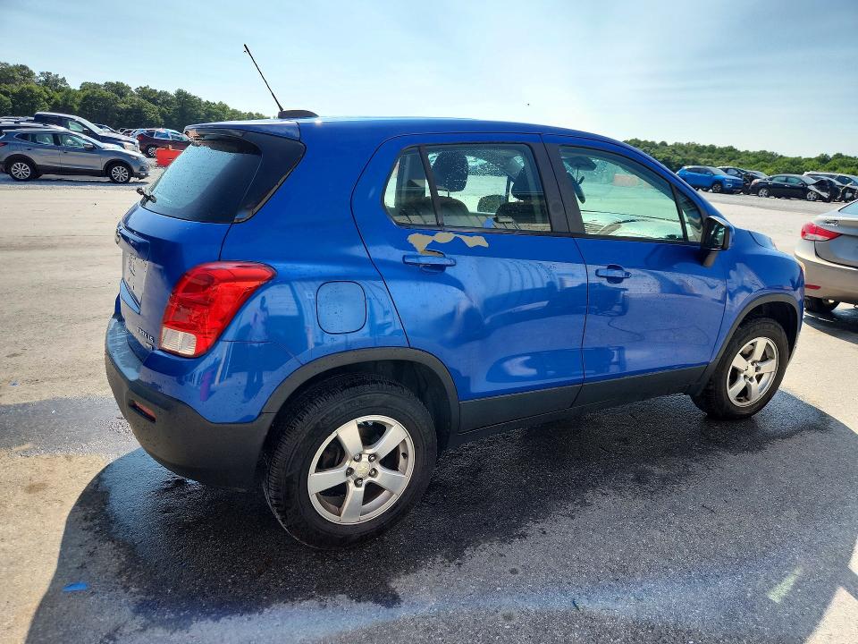 61890436 :رقم المزاد ، KL7CJPSB5FB136202 vin ، 2015 Chevrolet Trax مزاد بيع
