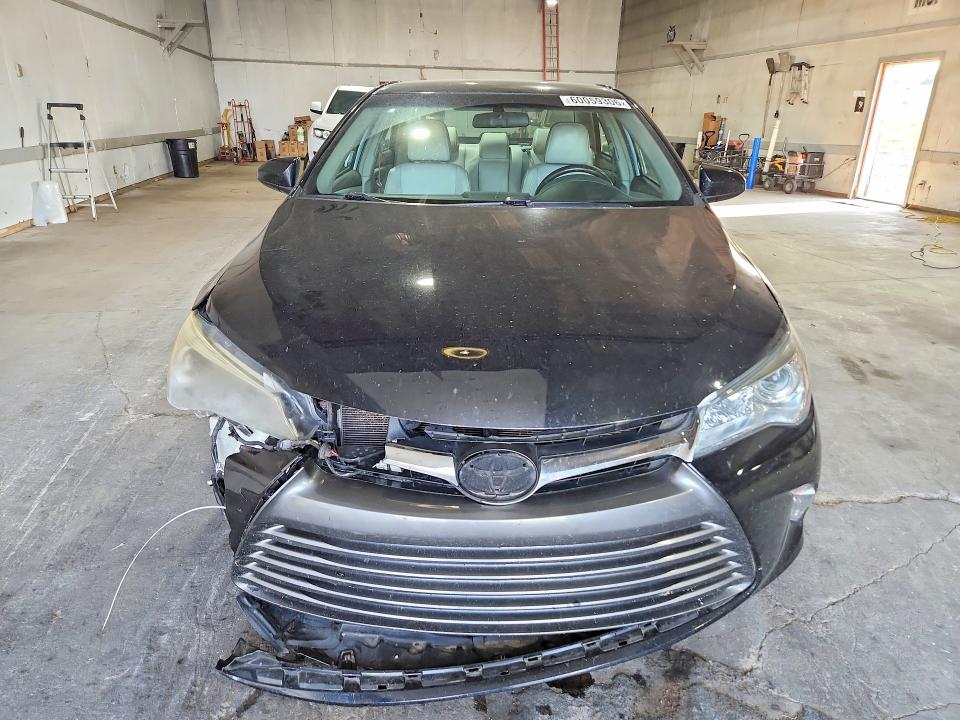 2015 Toyota Camry მანქანა იყიდება აუქციონზე, vin: 4T4BF1FK3FR463470, აუქციონის ნომერი: 60059306