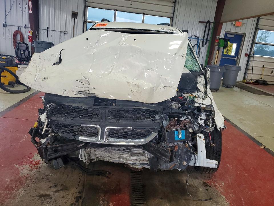 60593346 :رقم المزاد ، 3C4PDCBG3GT228781 vin ، 2016 Dodge Journey مزاد بيع