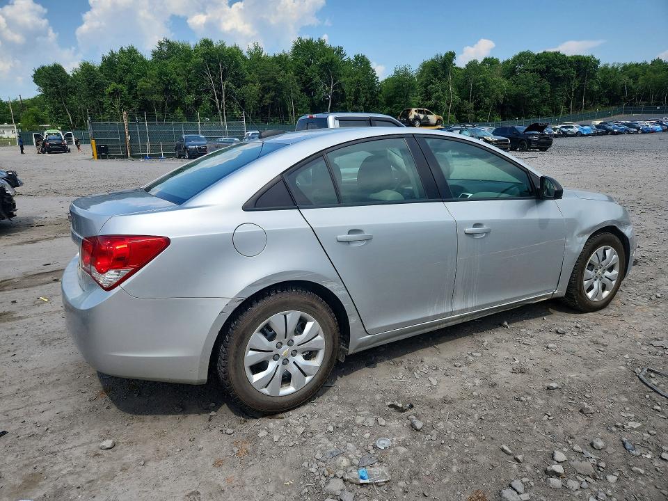 76293525 :رقم المزاد ، 1G1PA5SG8F7102903 vin ، 2015 Chevrolet Cruze مزاد بيع