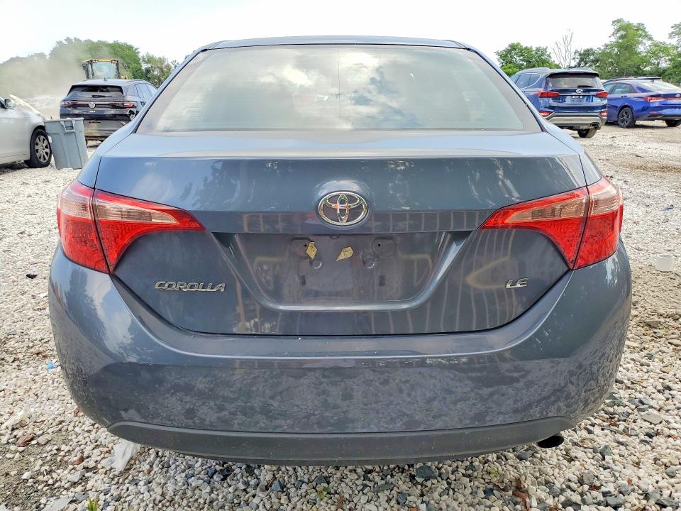 Продажа на аукционе авто 2018 Toyota Corolla, vin: 5YFBURHE4JP829789, номер лота: 57887696