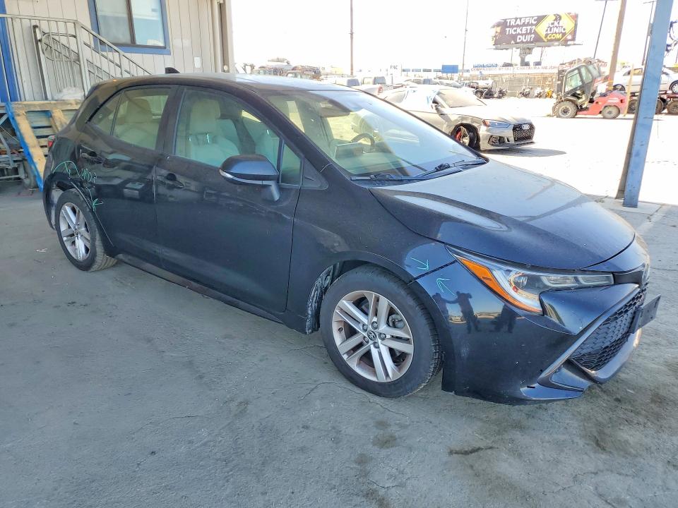 Продажа на аукционе авто 2019 Toyota Corolla Hatchback, vin: JTNK4RBE7K3029759, номер лота: 59838026