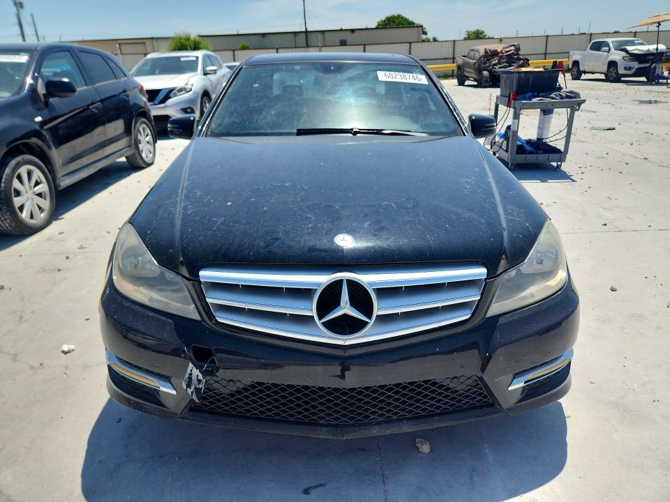 2012 Mercedes-benz C მანქანა იყიდება აუქციონზე, vin: WDDGF8BB6CA619152, აუქციონის ნომერი: 60238746