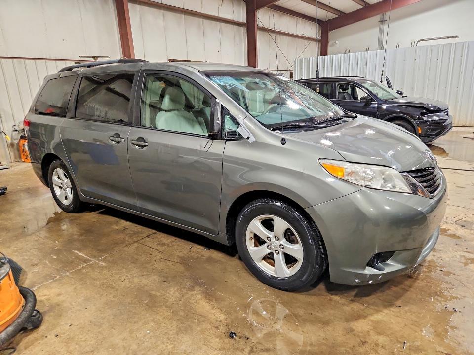 Aukcja sprzedaży 2011 Toyota Sienna, vin: 5TDKK3DCXBS148133, numer aukcji: 61229526