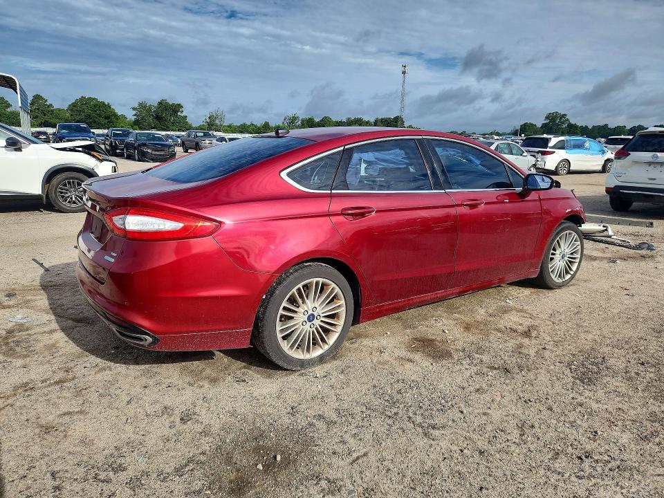 60635506 :رقم المزاد ، 3FA6P0H96FR261852 vin ، 2015 Ford Fusion مزاد بيع