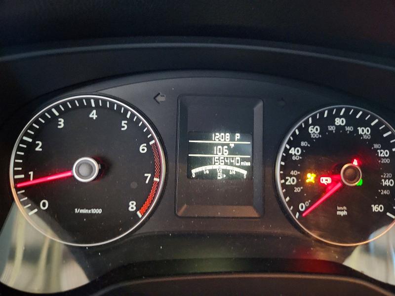 62267976 :رقم المزاد ، 3VWDP7AJ7DM358497 vin ، 2013 Volkswagen Jetta مزاد بيع