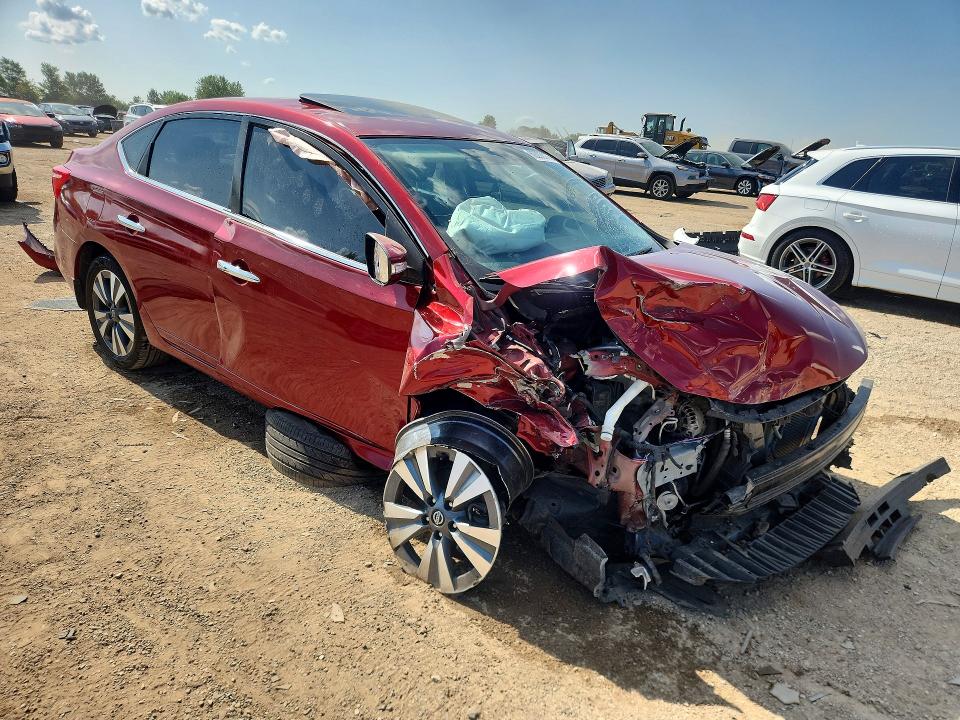 62273776 :رقم المزاد ، 3N1AB7AP4JY219475 vin ، 2018 Nissan Sentra مزاد بيع