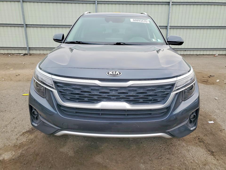 60893476 :رقم المزاد ، KNDERCAA2M7217938 vin ، 2021 Kia Seltos مزاد بيع