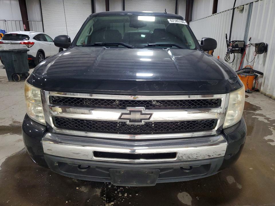 2010 Chevrolet Silverado მანქანა იყიდება აუქციონზე, vin: 1GCSKSE35AZ142603, აუქციონის ნომერი: 62585166