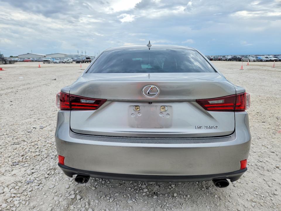 60486366 :رقم المزاد ، JTHBF1D23E5042499 vin ، 2014 Lexus Is مزاد بيع