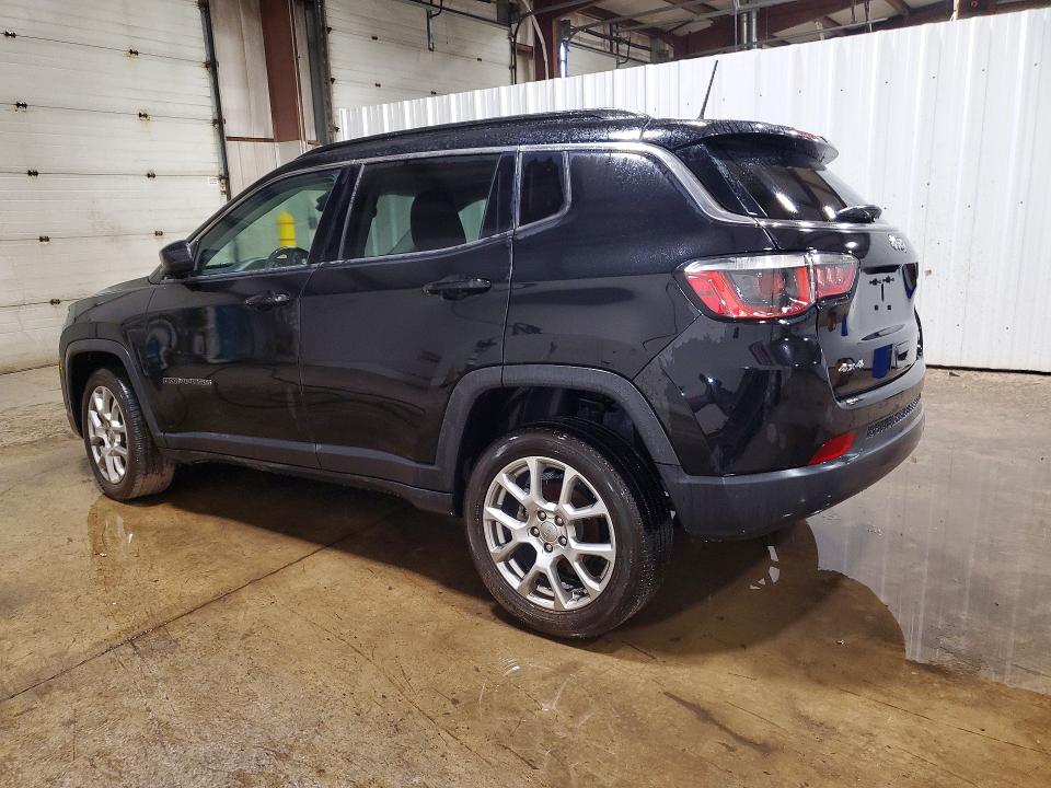 Продаж на аукціоні авто 2022 Jeep Compass, vin: 3C4NJDFB3NT221637, номер лоту: 61380306