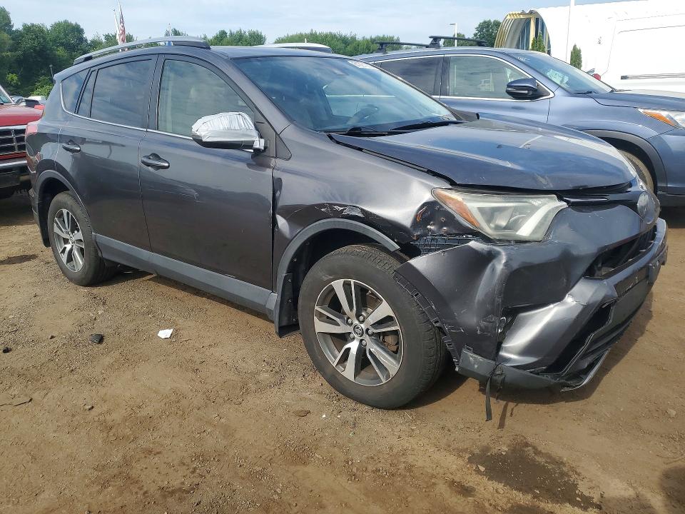 Продажа на аукционе авто 2018 Toyota Rav4, vin: JTMRFREV7JJ735018, номер лота: 61291906