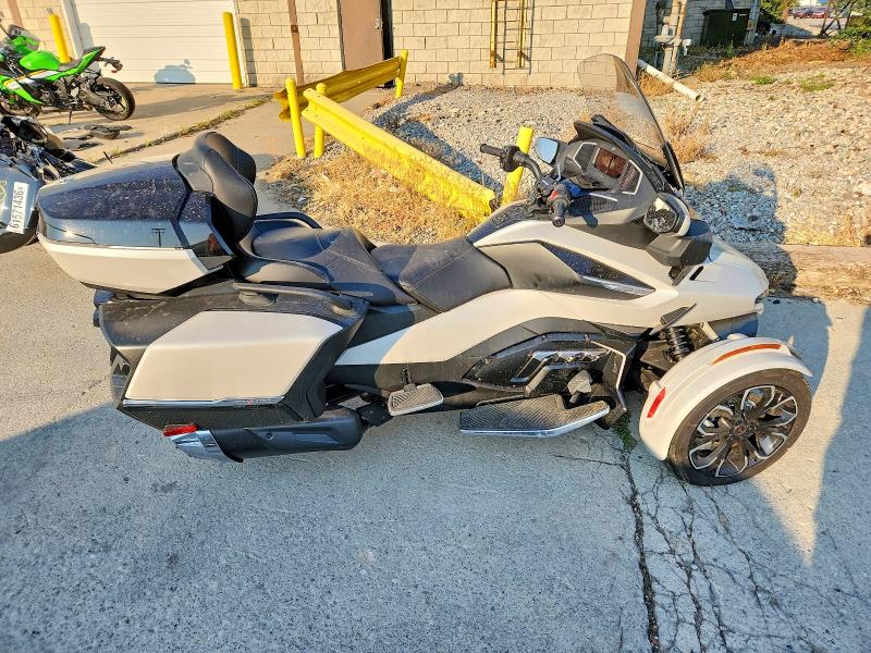 2021 Can-am Spyder Roadster მანქანა იყიდება აუქციონზე, vin: 2BXNBDD49MV001056, აუქციონის ნომერი: 63150496