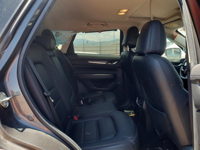 60992896 :رقم المزاد ، JM3KFBDMXJ0411849 vin ، 2018 Mazda Cx-5 مزاد بيع