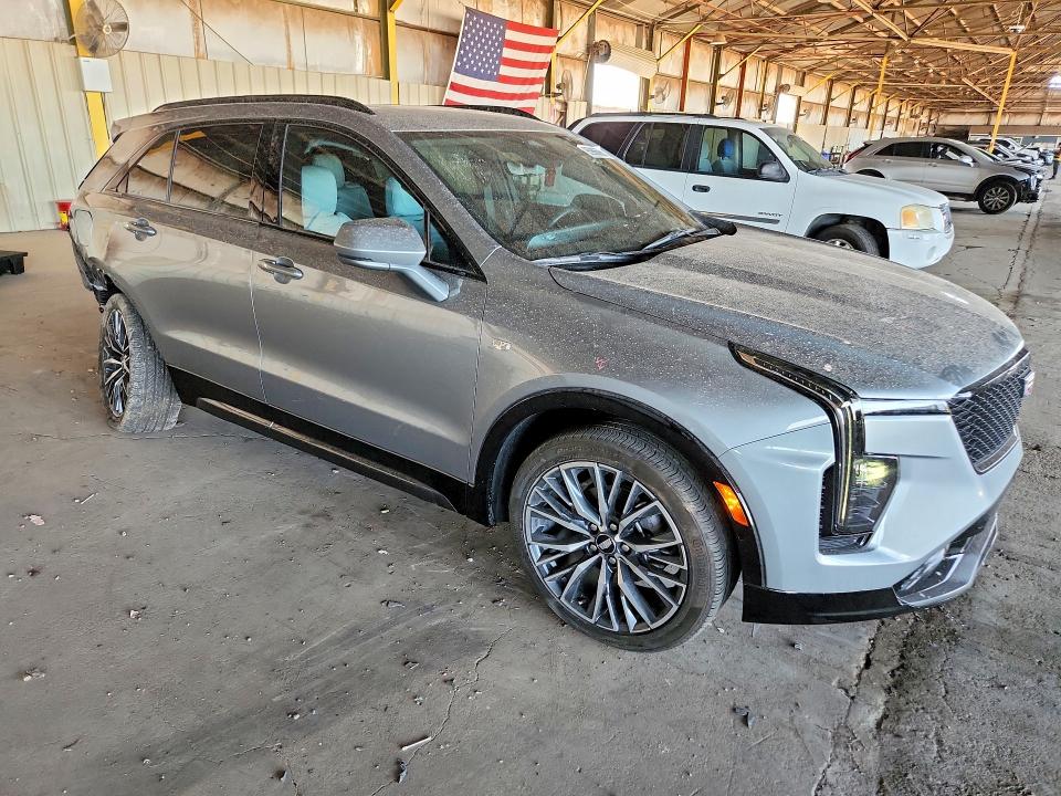 85986665 :رقم المزاد ، 1GYFZER4XRF215652 vin ، 2024 Cadillac Xt4 مزاد بيع