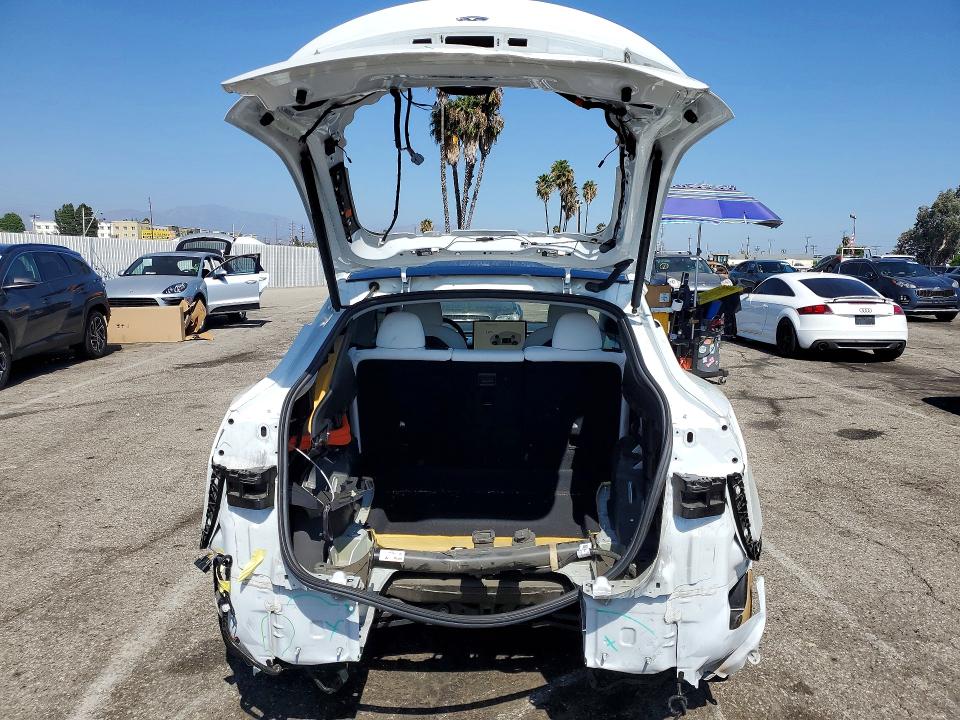 2022 Tesla Model Y მანქანა იყიდება აუქციონზე, vin: 7SAYGDEE1NF546554, აუქციონის ნომერი: 62832716