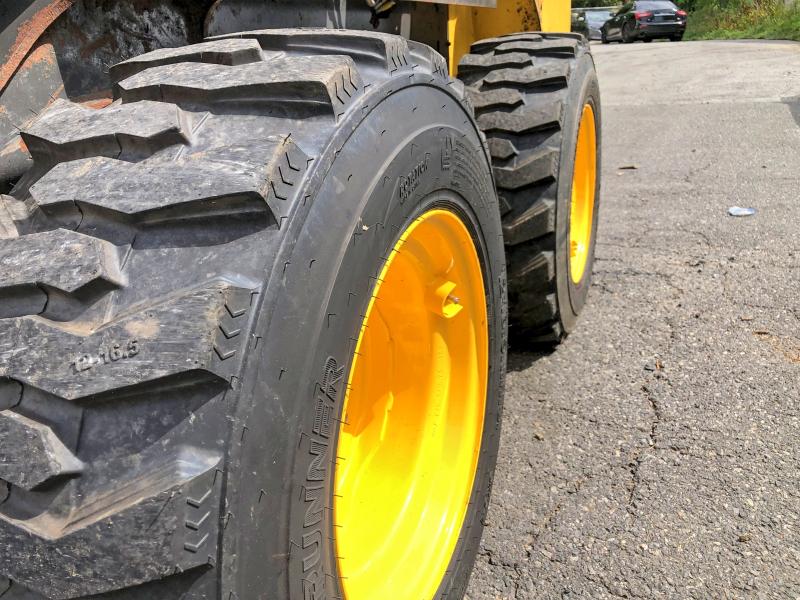 Продаж на аукціоні авто 2023 New Holland L230, vin: JAF0L320TPM452065, номер лоту: 59727526