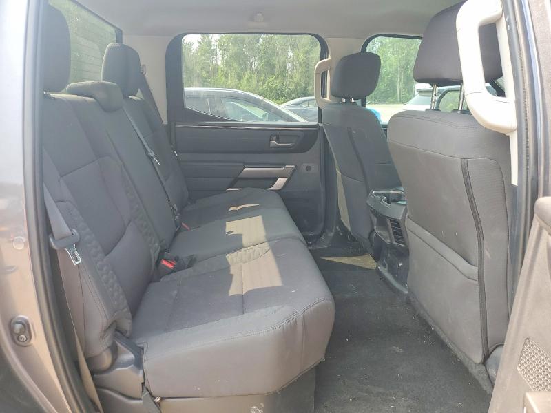 Продажа на аукционе авто 2022 Toyota Tundra, vin: 5TFLA5DB6NX018634, номер лота: 61134846