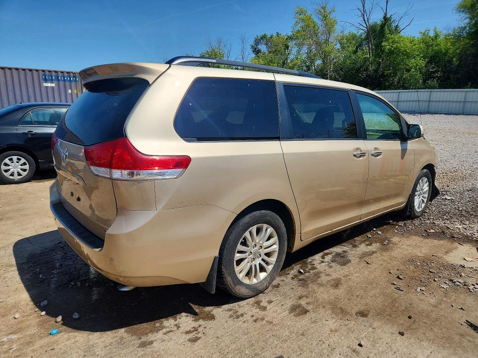 Продажа на аукционе авто 2013 Toyota Sienna, vin: 5TDYK3DC3DS304042, номер лота: 59809116