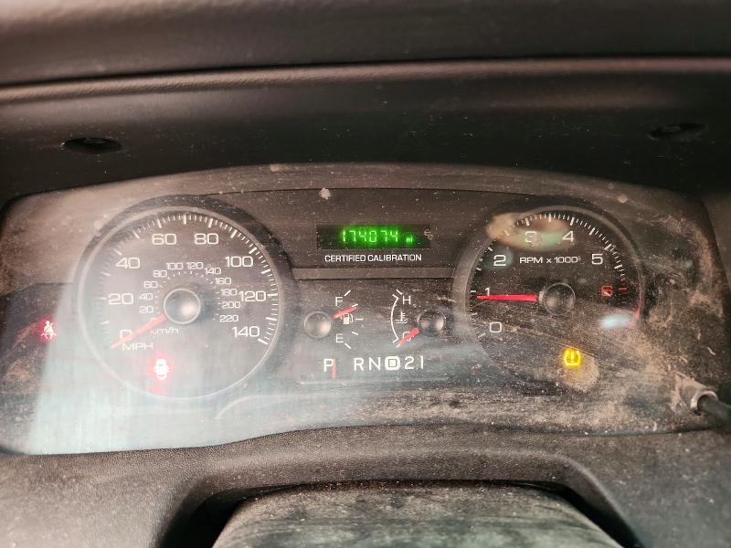 Продаж на аукціоні авто 2010 Ford Crown Victoria, vin: 2FABP7BV4AX118146, номер лоту: 60884116