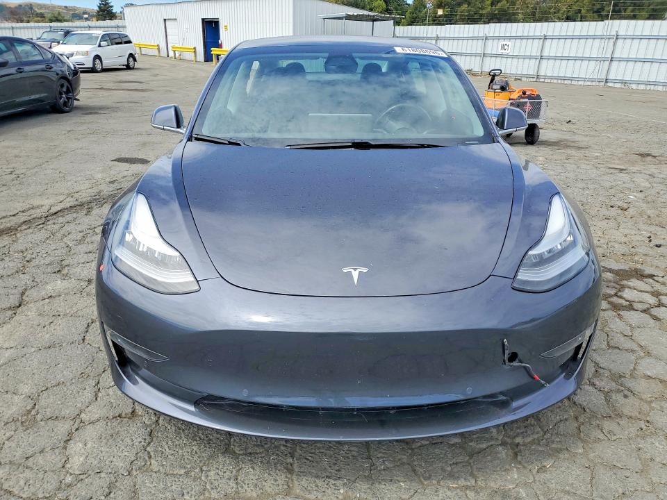 2019 Tesla Model 3 მანქანა იყიდება აუქციონზე, vin: 5YJ3E1EA5KF396369, აუქციონის ნომერი: 61808696