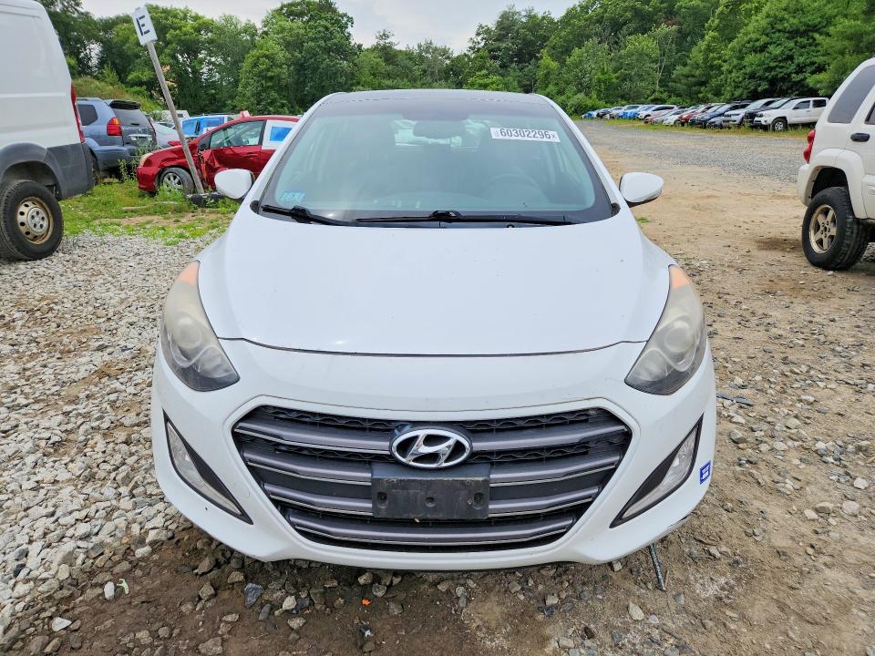 Продажа на аукционе авто 2016 Hyundai Elantra Gt, vin: KMHD35LH3GU310410, номер лота: 60302296