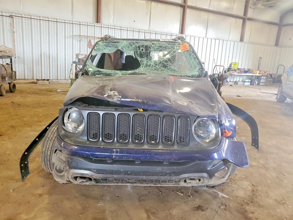 Продаж на аукціоні авто 2018 Jeep Renegade, vin: ZACCJBAB0JPH26734, номер лоту: 61912596