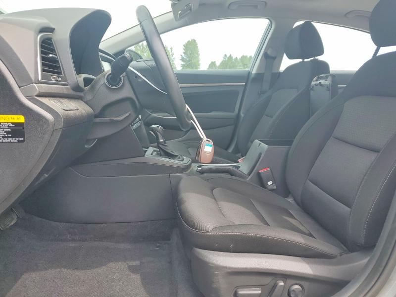61732726 :رقم المزاد ، KMHD84LF5HU386755 vin ، 2017 Hyundai Elantra مزاد بيع