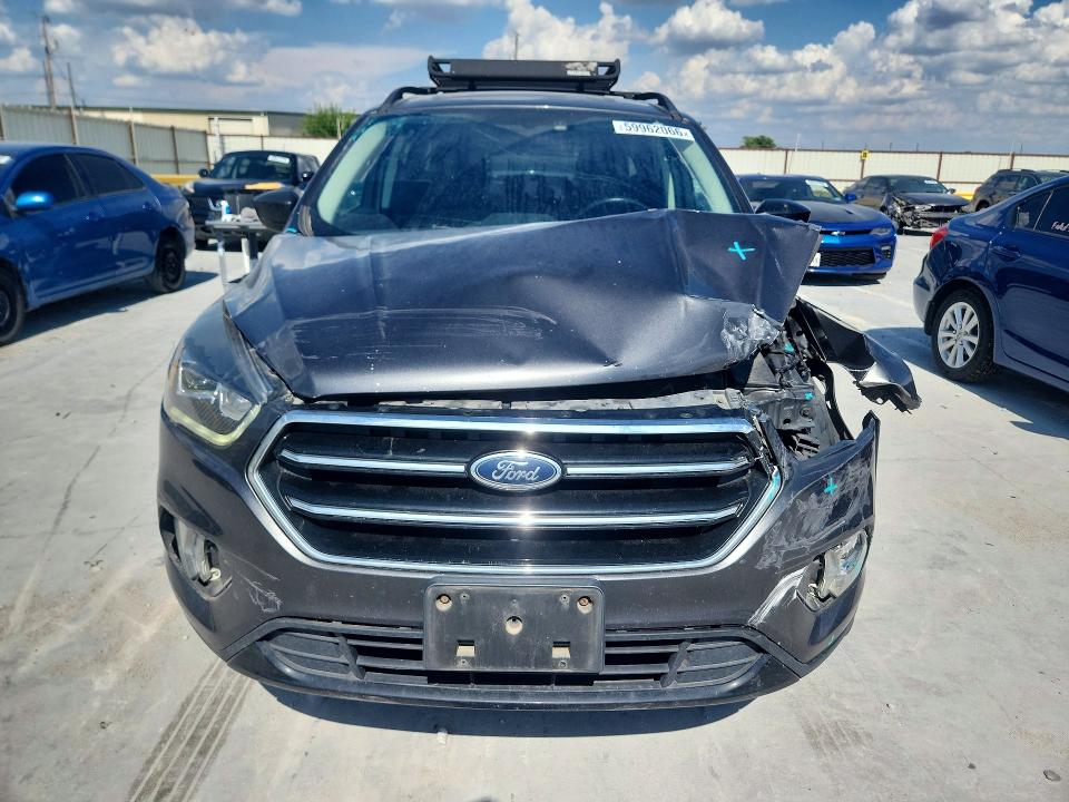 Продаж на аукціоні авто 2019 Ford Escape, vin: 1FMCU0GDXKUC25768, номер лоту: 59962066