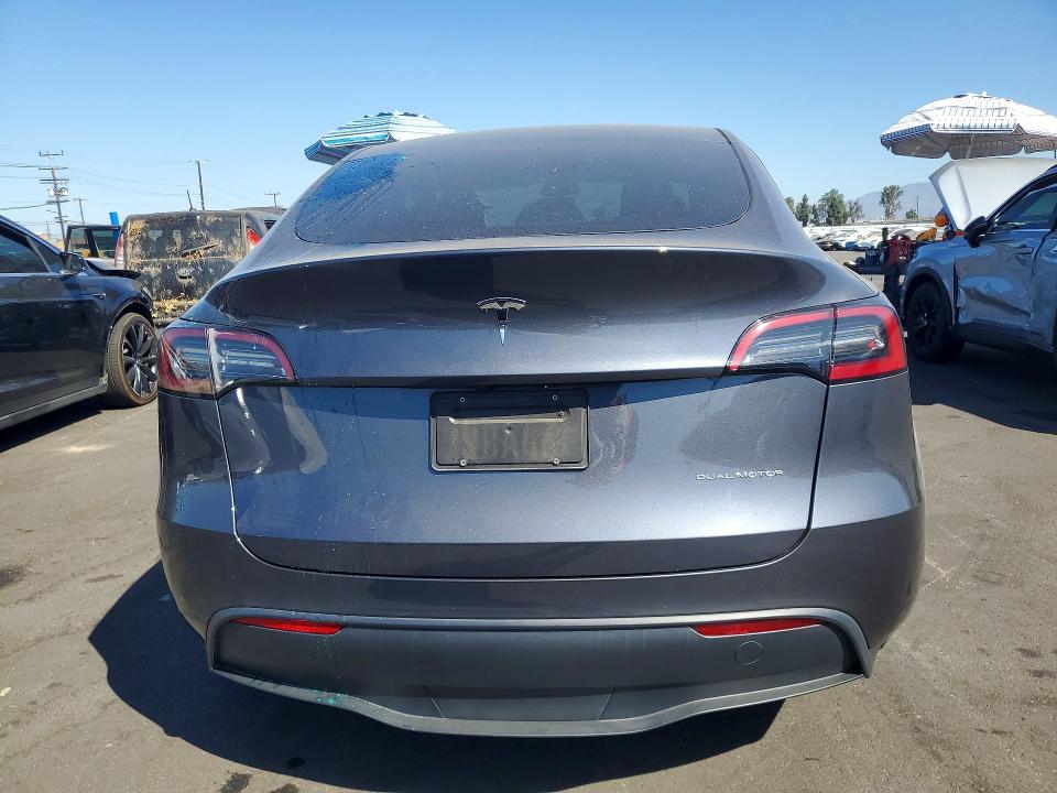 Продажа на аукционе авто 2023 Tesla Model Y, vin: 7SAYGDEEXPF924213, номер лота: 62510876