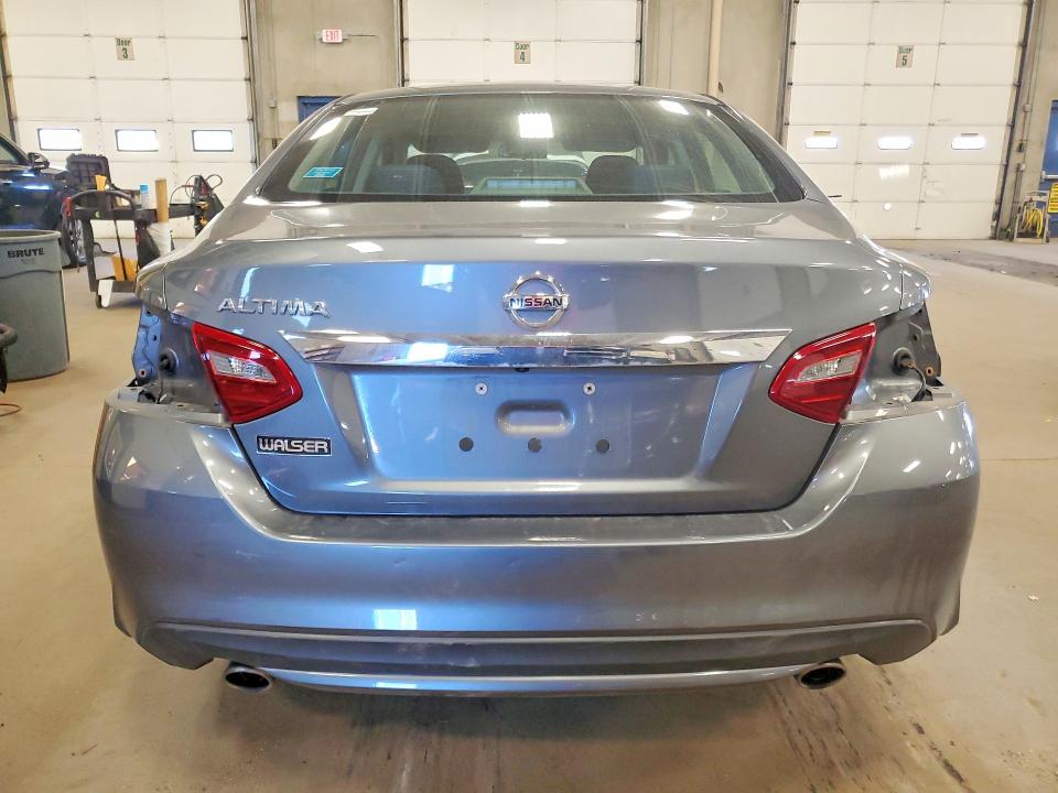 2018 Nissan Altima მანქანა იყიდება აუქციონზე, vin: 1N4AL3AP7JC139718, აუქციონის ნომერი: 60990446