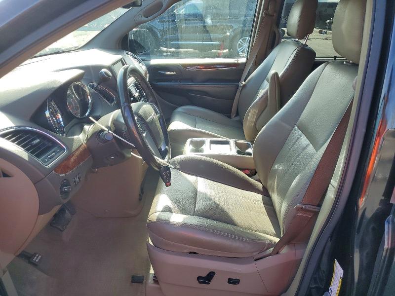 61107106 :رقم المزاد ، 2C4RC1CG4CR135053 vin ، 2012 Chrysler Town & Country مزاد بيع