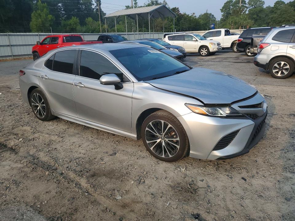 2019 Toyota Camry მანქანა იყიდება აუქციონზე, vin: 4T1B11HK8KU213304, აუქციონის ნომერი: 62855046