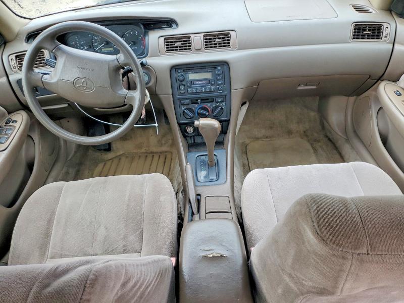 61844566 :رقم المزاد ، JT2BF22K9X0226381 vin ، 1999 Toyota Camry مزاد بيع