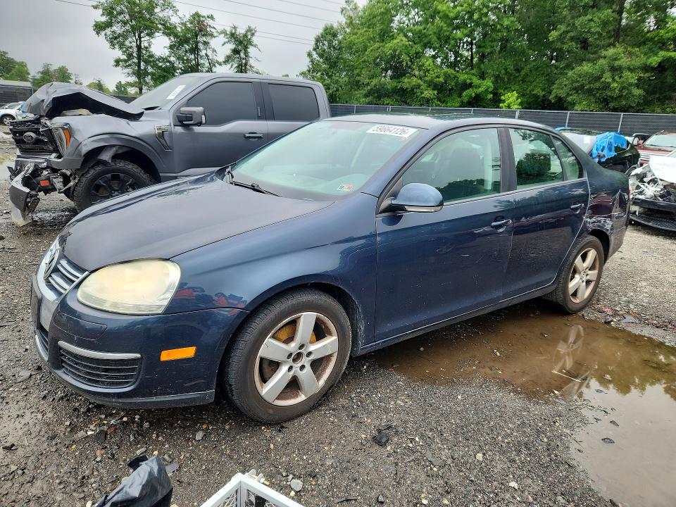 59664126 :رقم المزاد ، 3VWHM81K78M138999 vin ، 2008 Volkswagen Jetta مزاد بيع
