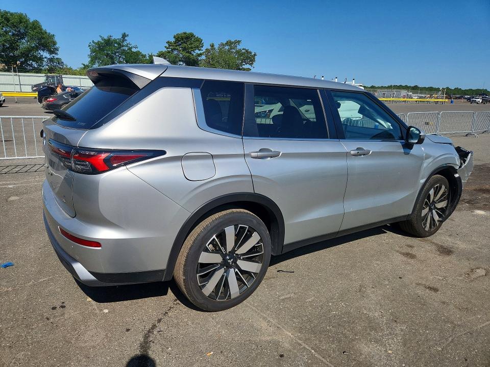 2025 Mitsubishi Outlander მანქანა იყიდება აუქციონზე, vin: JA4J4VA80SZ032398, აუქციონის ნომერი: 62613606