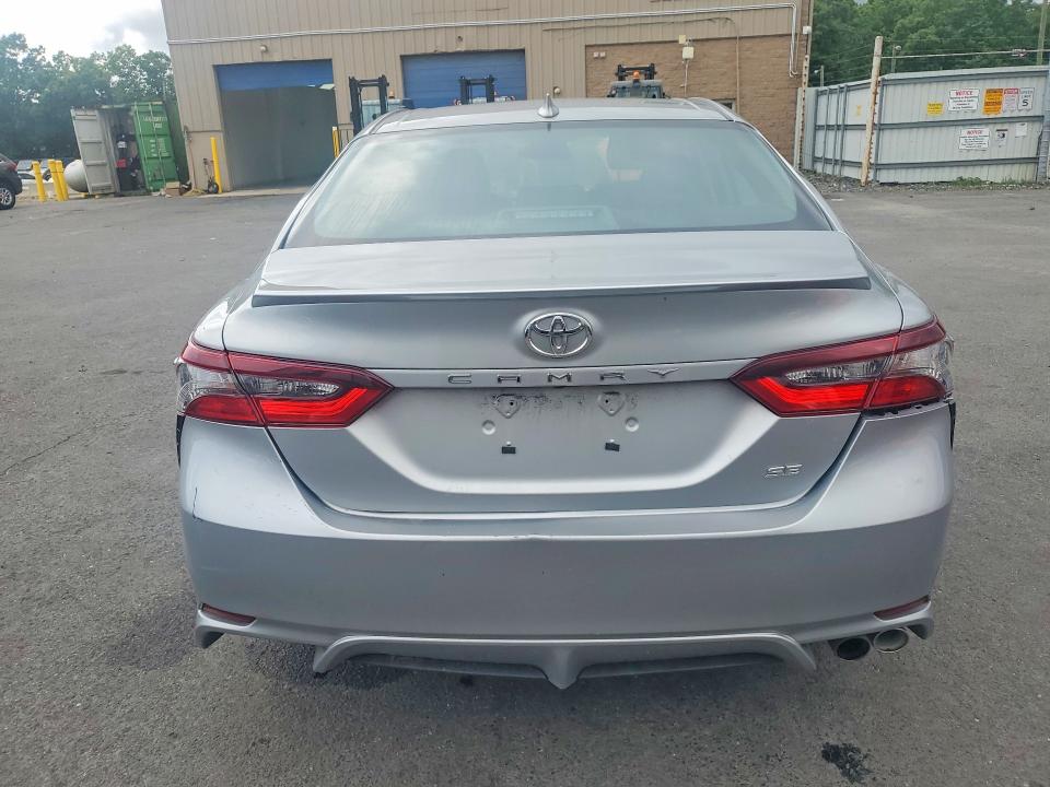 59357696 :رقم المزاد ، 4T1G11AK0RU242015 vin ، 2024 Toyota Camry مزاد بيع