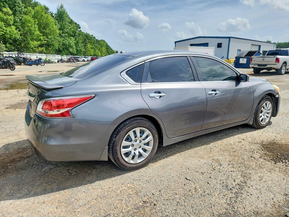 2014 Nissan Altima მანქანა იყიდება აუქციონზე, vin: 1N4AL3AP2EN260750, აუქციონის ნომერი: 61482666