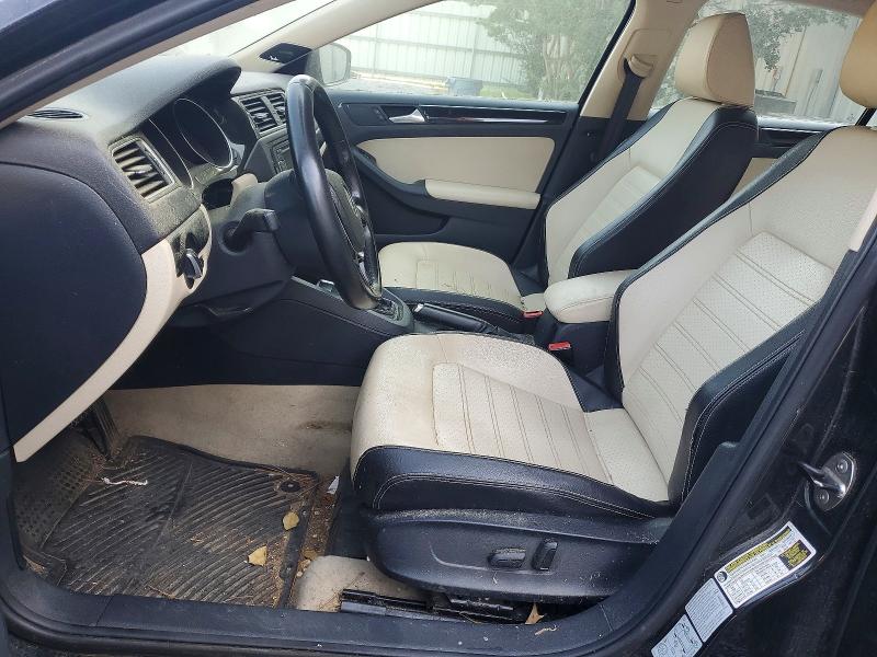 59724016 :رقم المزاد ، 3VWL07AJ5FM212053 vin ، 2015 Volkswagen Jetta مزاد بيع