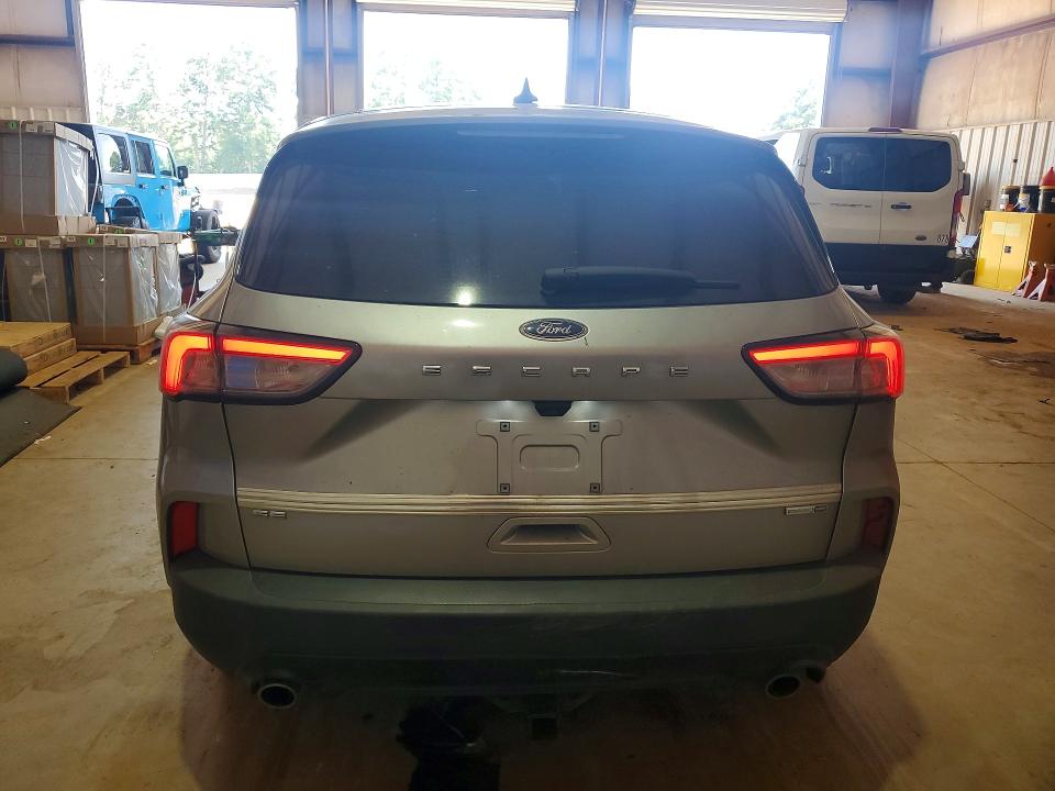 62301666 :رقم المزاد ، 1FMCU0G61MUA35068 vin ، 2021 Ford Escape مزاد بيع