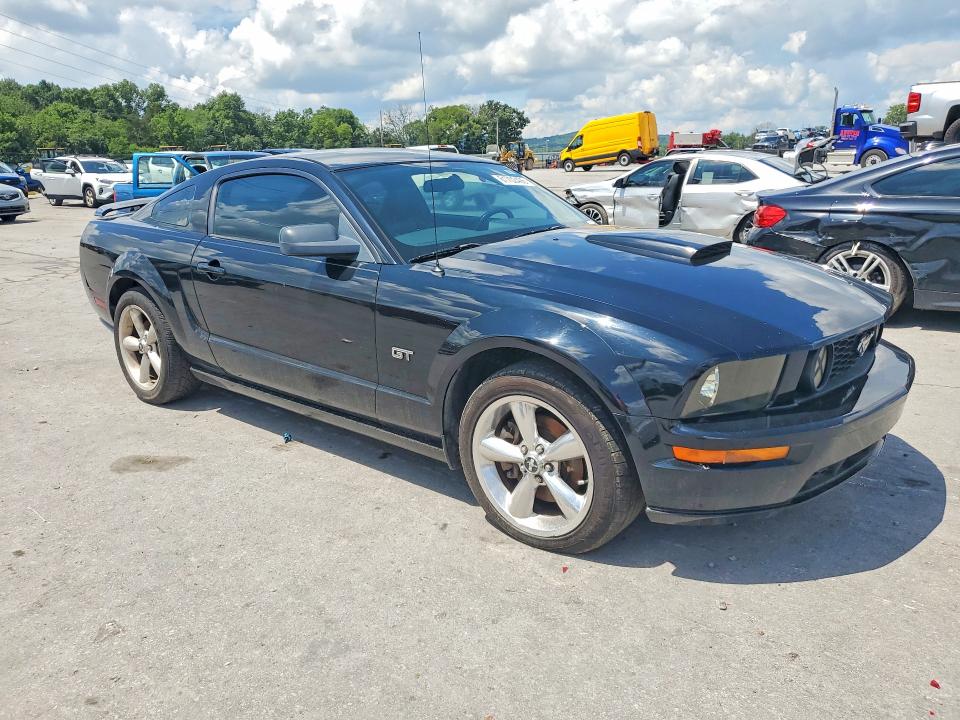 Продажа на аукционе авто 2007 Ford Mustang, vin: 1ZVFT82H175258105, номер лота: 61702406