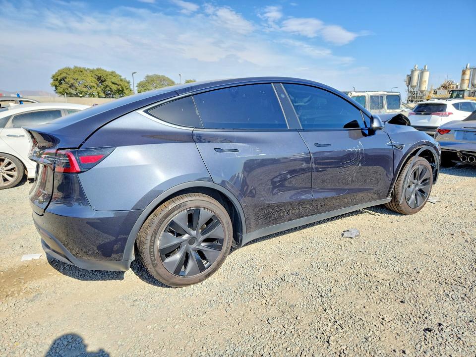 Продаж на аукціоні авто 2025 Tesla Model Y, vin: 7SAYGAEE8SF309036, номер лоту: 60720856